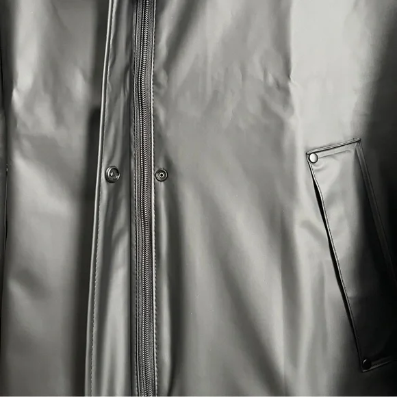 NWT! Helly Hansen Women's Moss Rain Jacket Small - Picture 9 of 14